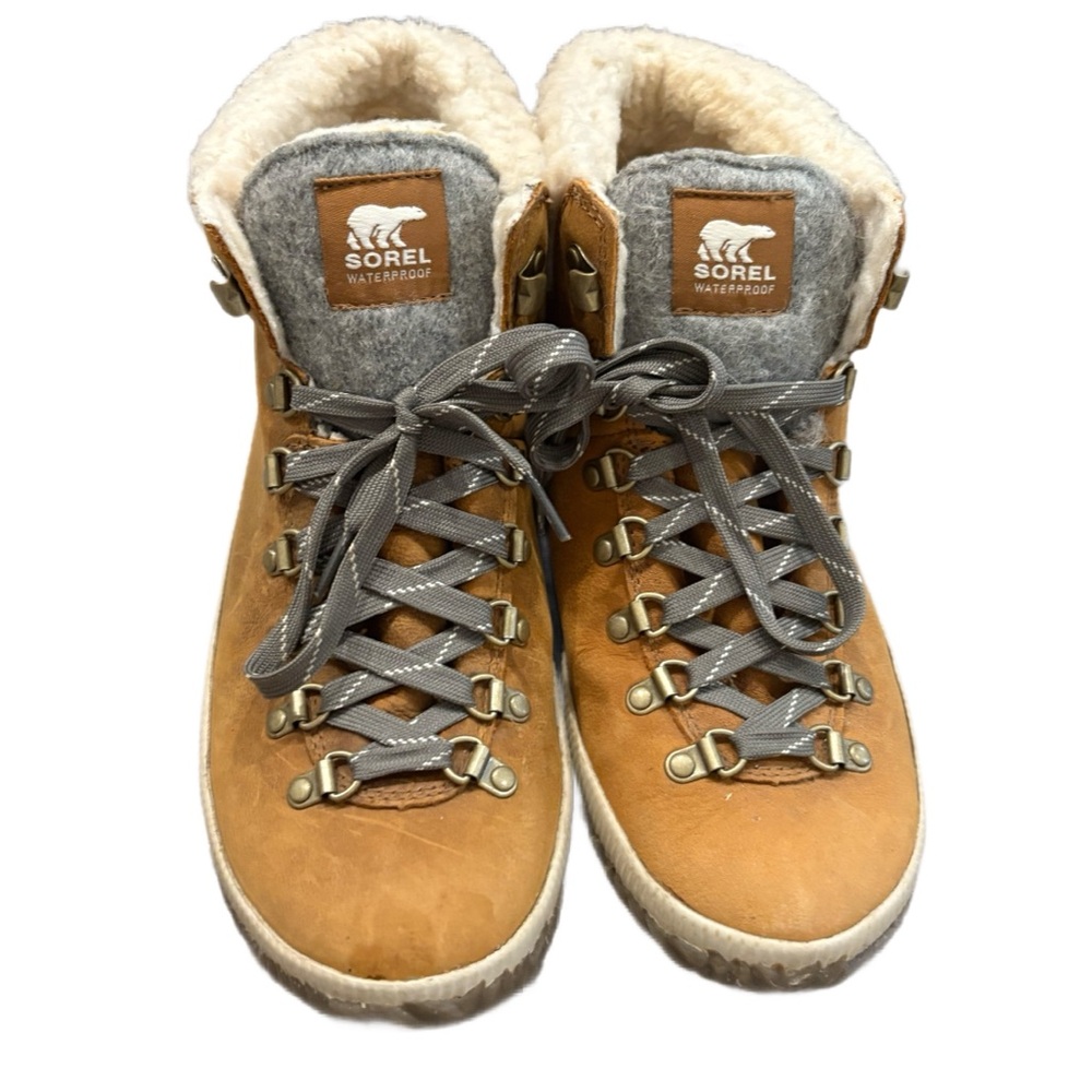 Sorel Tan and Gray Ankle Boots